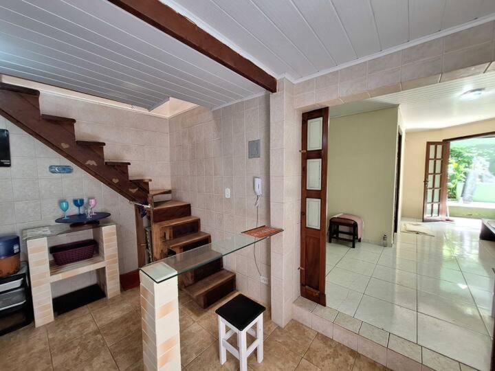 Casa Aconchegante Em Curitiba Exterior foto